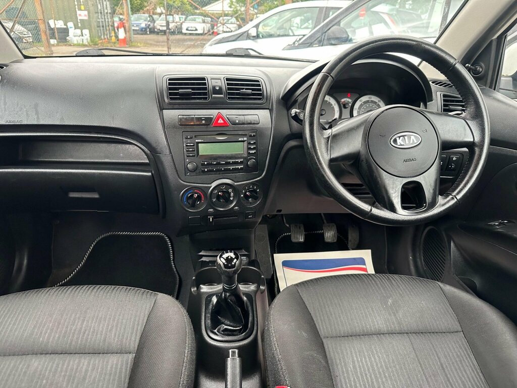 Kia Picanto Halo Ecodynamics Beige #19