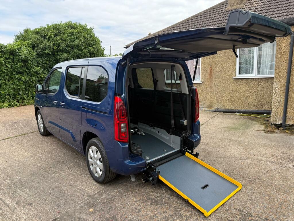 Vauxhall Combo Life Se M Ss Blue