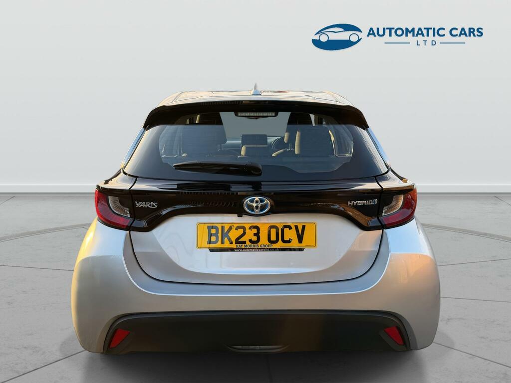 Toyota Yaris Icon Fhev Silver #6