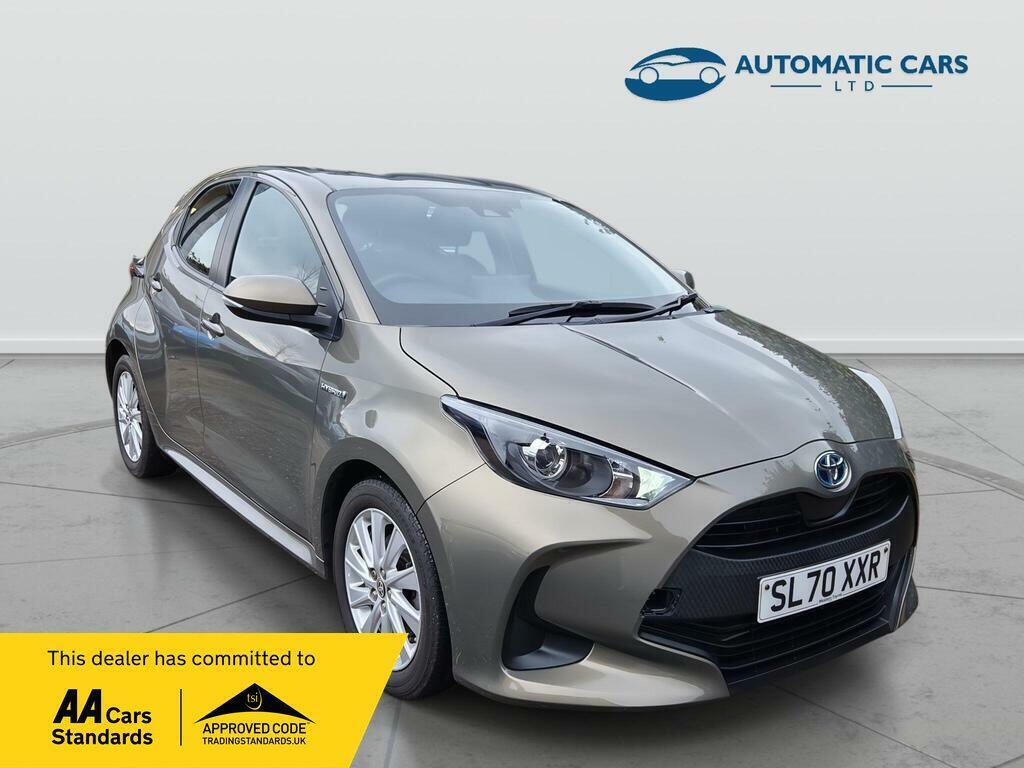 Toyota Yaris Icon Fhev SL70XXR Brown