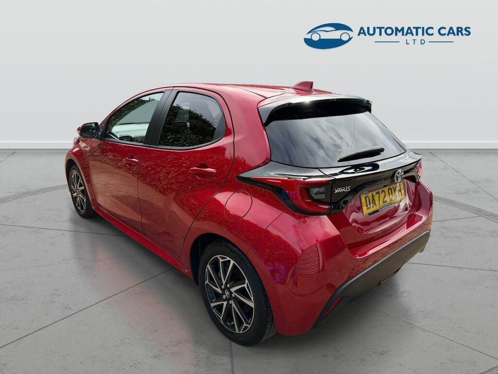 Toyota Yaris Design Fhev DA72OXH Red #4