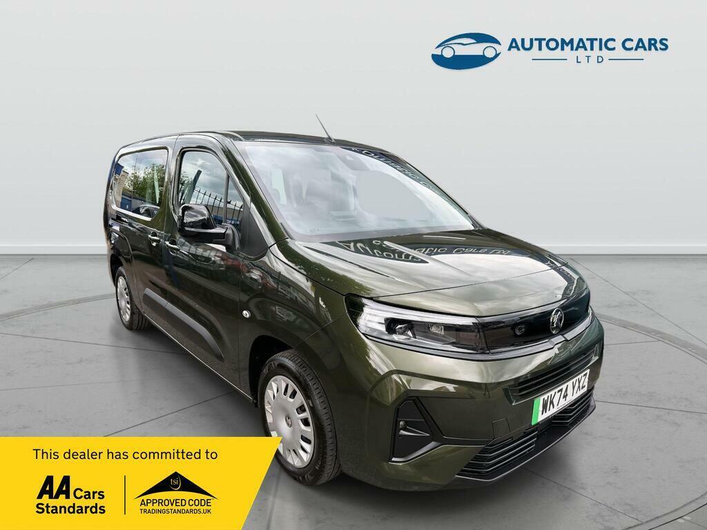 Vauxhall Combo Life Design XL Green