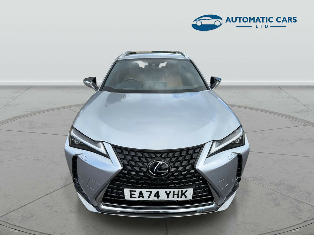 Lexus UX 300E Takumi Silver #2