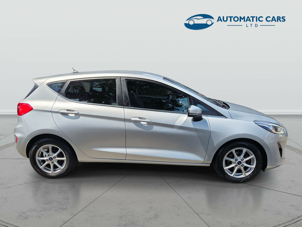 Ford Fiesta Zetec Silver #5