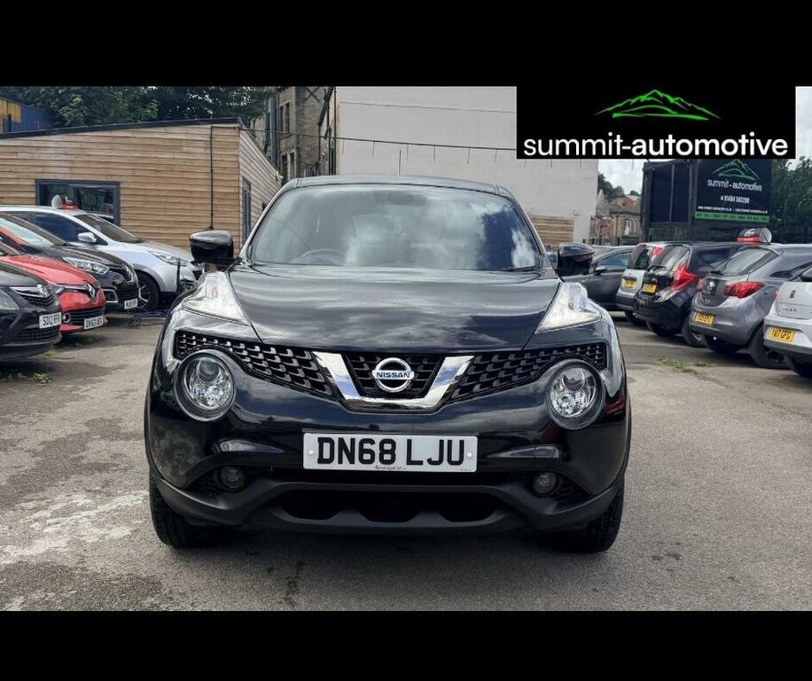Nissan Juke Tekna Black #3