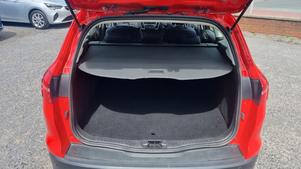 Ford Focus 1.5 Zetec Tdci LP16UWB Red #6