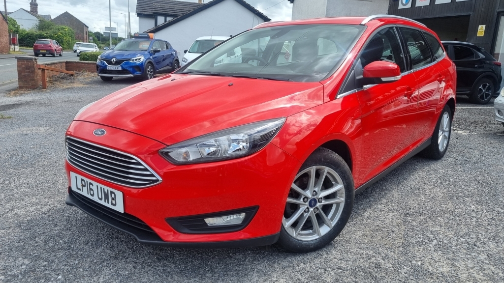 Ford Focus 1.5 Zetec Tdci LP16UWB Red #2