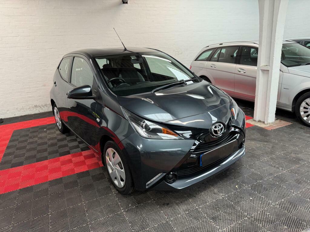 Toyota Aygo 1.0 Vvt-i X-play Euro 6 Grey