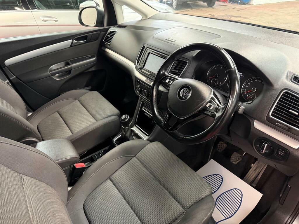 Volkswagen Sharan #9
