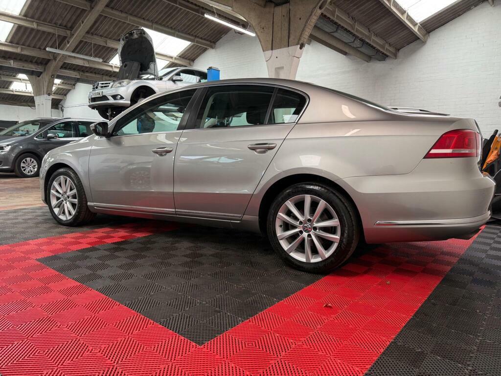 Volkswagen Passat 2.0 Tdi Bluemotion Tech Executive Euro 5 S S Silver #5
