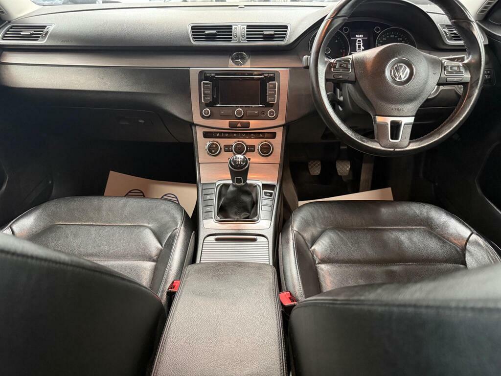 Volkswagen Passat Estate 1.6 Black #7