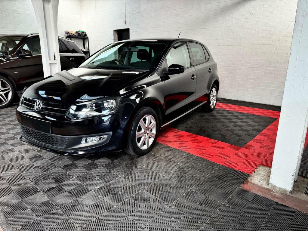 Volkswagen Polo Hatchback White #2