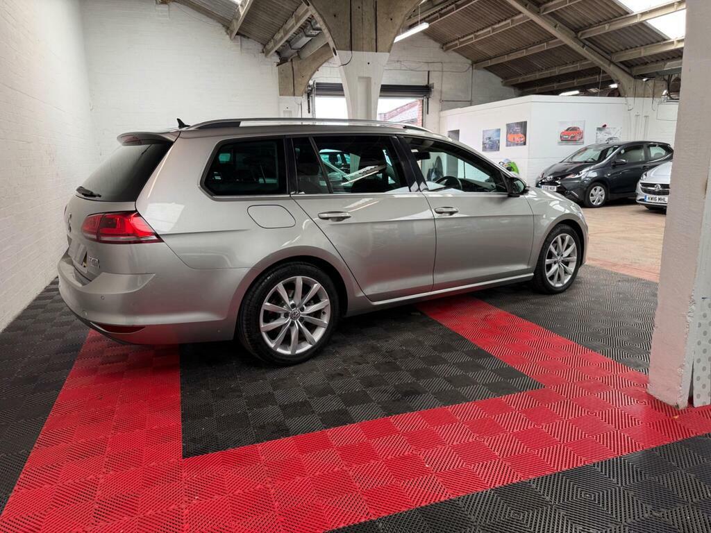 Volkswagen Golf Hatchback Black #5