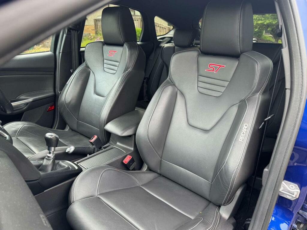 Ford Focus 2.0T Ecoboost St-3 Euro 6 Ss Blue #2
