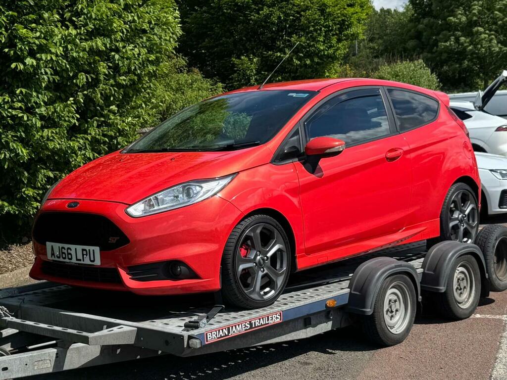 Ford Fiesta 1.6T Ecoboost St-3 Euro 6 Orange