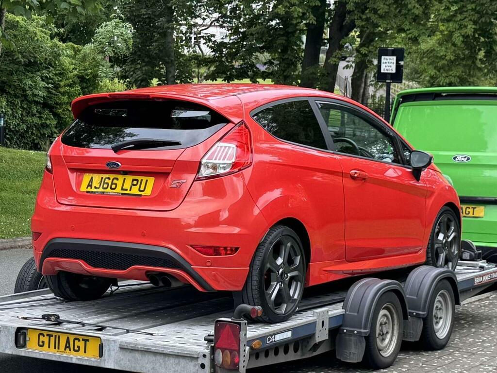 Ford Fiesta 1.6T Ecoboost St-3 Euro 6 W111ENR Orange #2