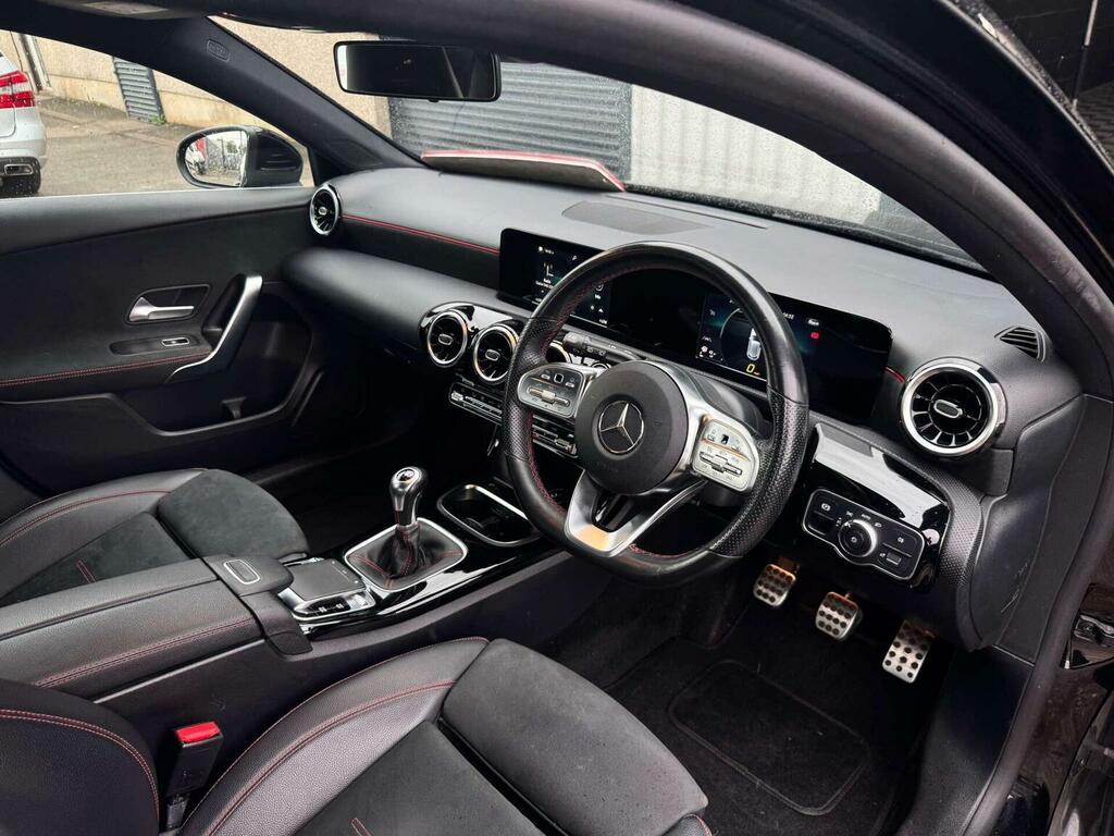 Mercedes-Benz A Class 1.3 A180 Amg Line Euro 6 Ss Black #5