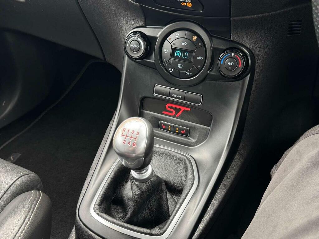 Ford Fiesta 1.6T Ecoboost St-3 Euro 5 Ss Orange #6