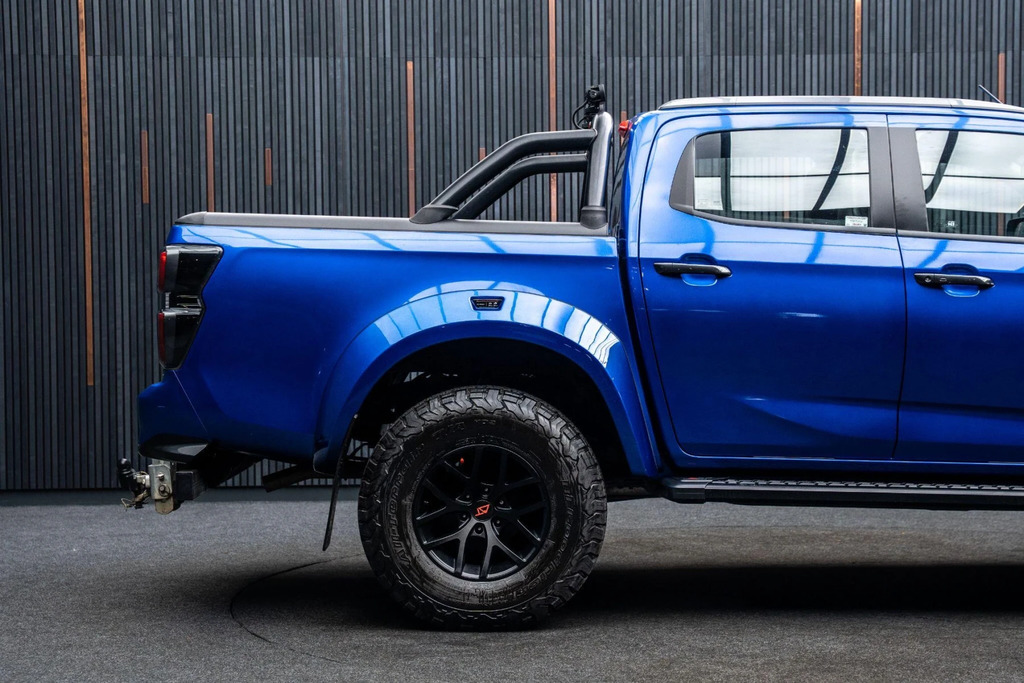 Isuzu D-Max 1.9 Dl40 Double Cab 4X4 Grey #19
