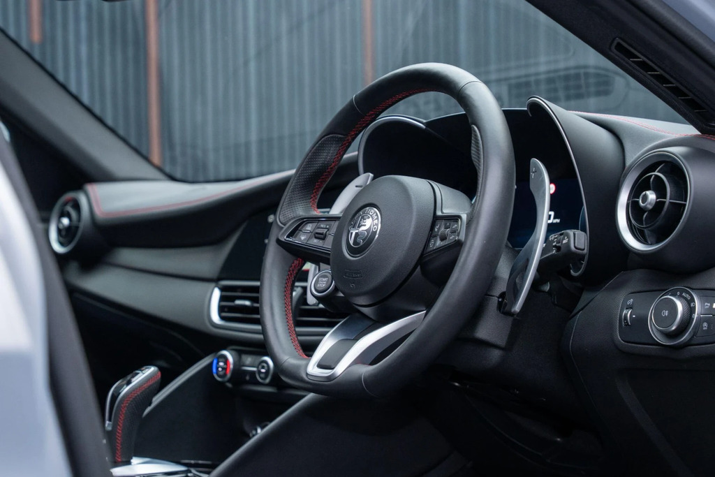 Alfa Romeo Giulia 2.0 Turbo Sprint Blue #20