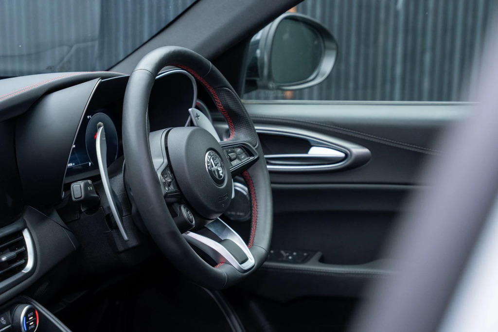 Alfa Romeo Giulia 2.0 Turbo Sprint Blue #39