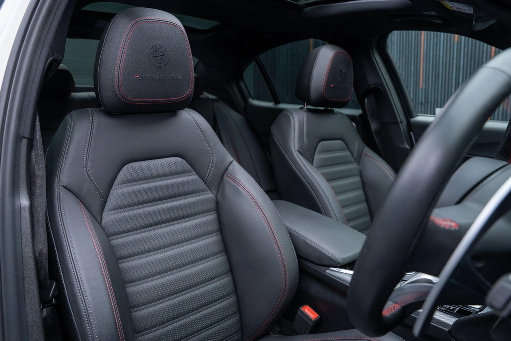Alfa Romeo Giulia 2.0 Turbo Sprint Blue #12