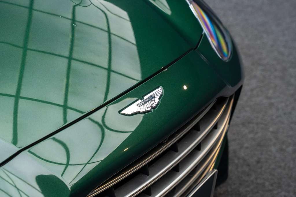 Aston Martin DBX 4.0 Twin Turbo 700 Bhp Grey #35