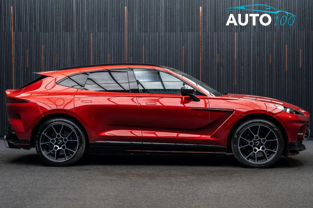 Aston Martin DBX 4.0L V8 707 Silver #11