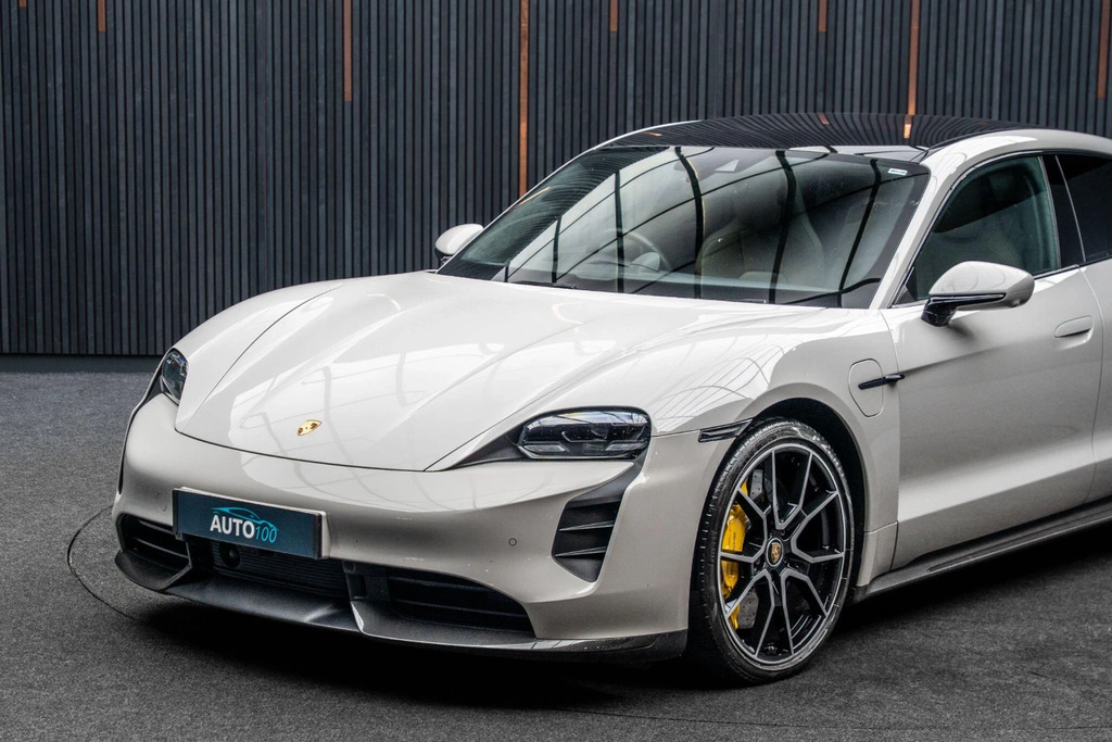 Porsche Taycan Performance Plus 93.4Kwh Turbo S 4Wd 11K Grey #4