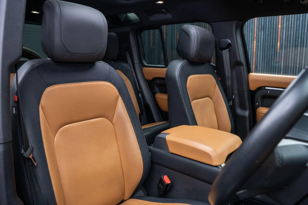 Land Rover Defender 110 2.5 Td5 County Mwb  #12