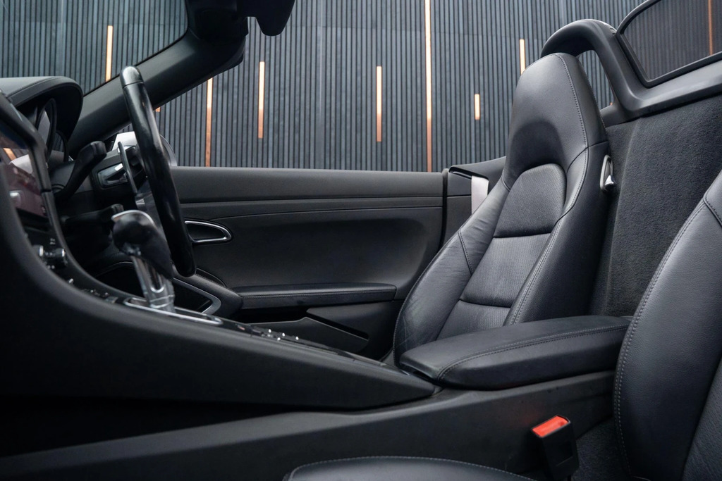 Porsche 718 Boxster Convertible Silver #39