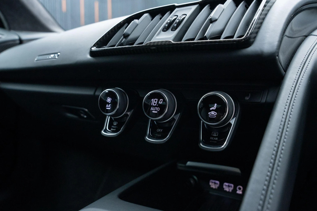 Audi R8 5.2 Fsi V10 Performance Edition Coupe S Black #27