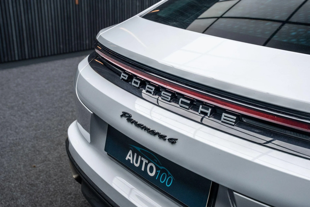 Porsche Panamera Panamera 4 Platinum Edition Silver #23
