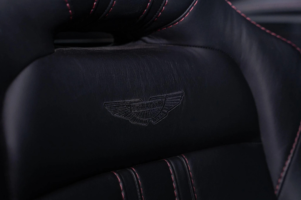 Aston Martin Vantage Zf 8 Speed Orange #31