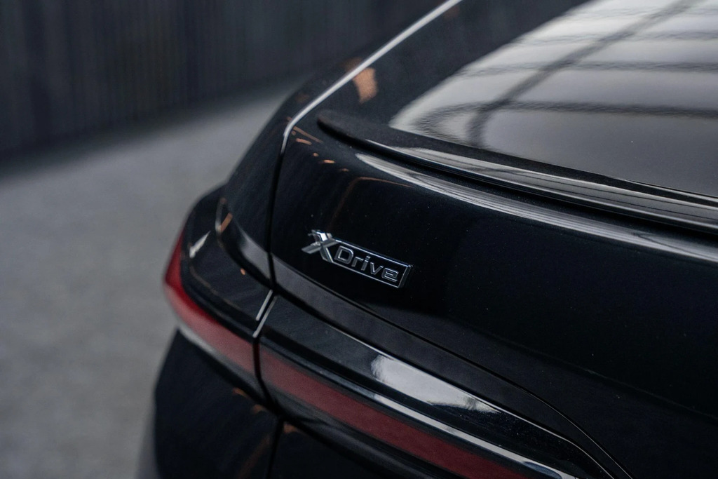 BMW 7 Series M760e Xdrive Executive Pack Black #24