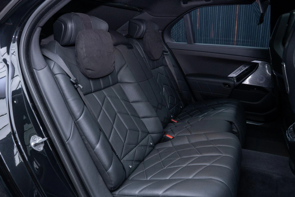 BMW 7 Series M760e Xdrive Executive Pack Black #15