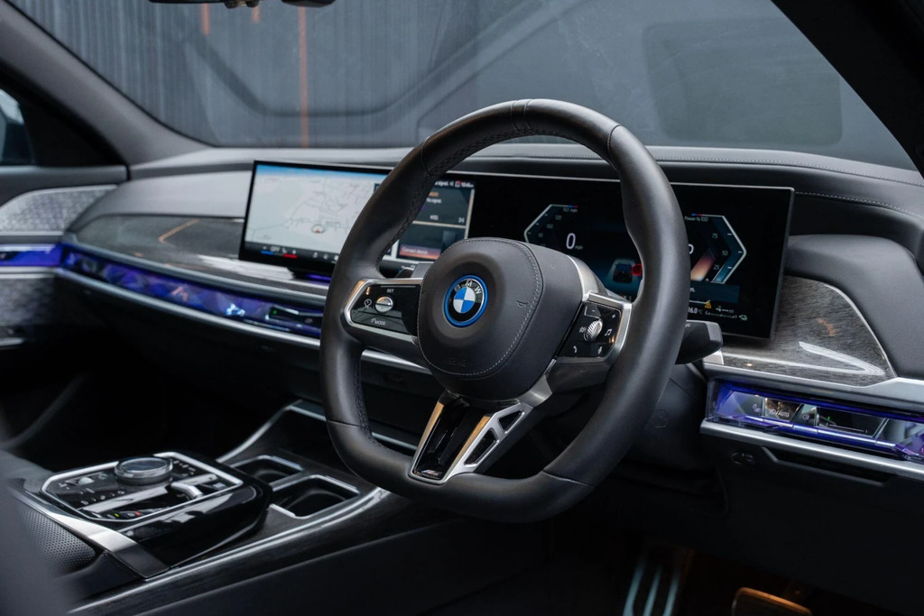 BMW 7 Series M760e Xdrive Executive Pack Black #46