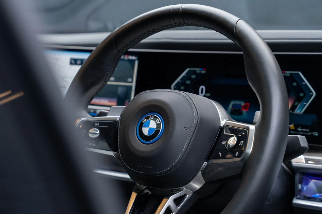 BMW 7 Series M760e Xdrive Executive Pack Black #52