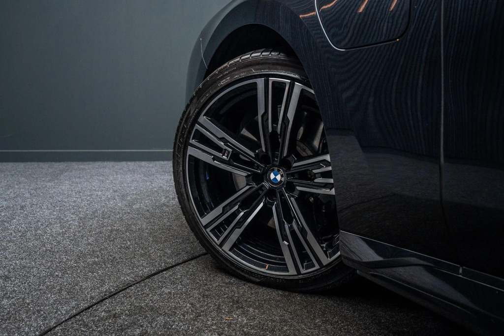 BMW 7 Series M760e Xdrive Executive Pack Black #14