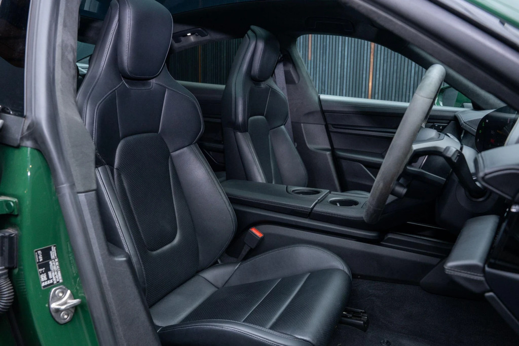 Porsche Taycan Performance Plus 93.4Kwh Gts 4Wd 11Kw Ch Green #2