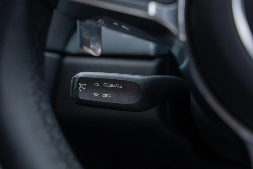 Porsche 718 Cayman 4.0 Gt4 Pdk Silver #16