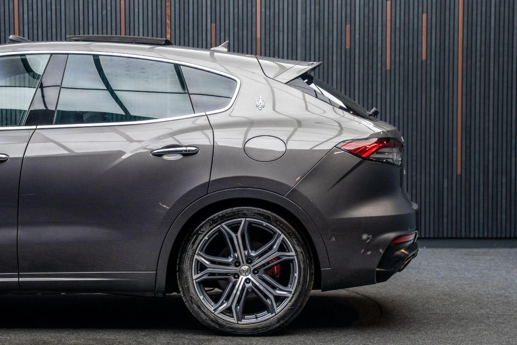 Maserati Levante Gt Red #17