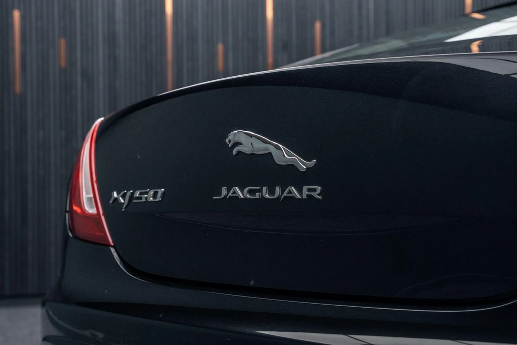 Jaguar XJ 4.2 Executive Saloon Black #25