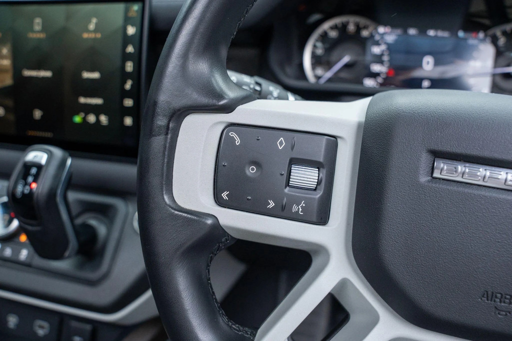 Land Rover Defender 130 X-dynamic Hse Grey #18