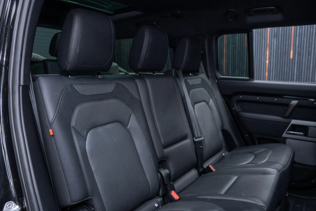 Land Rover Defender 130 X-dynamic Hse Grey #14