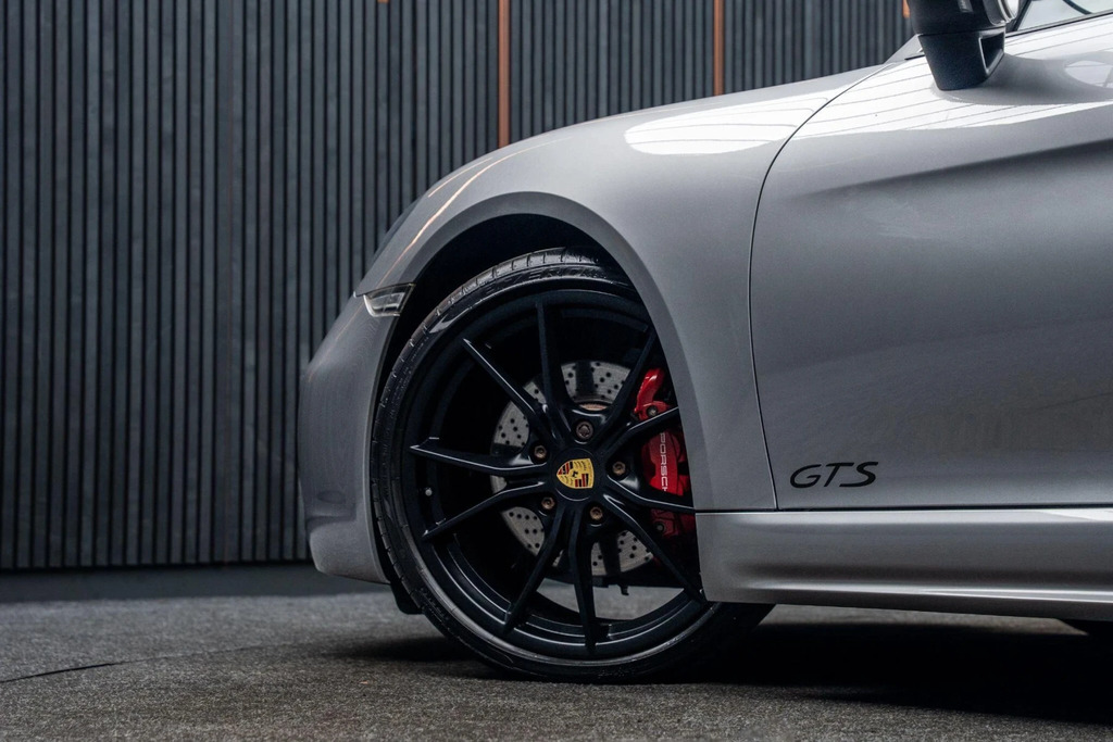 Porsche 718 Cayman 2L Null Silver #14