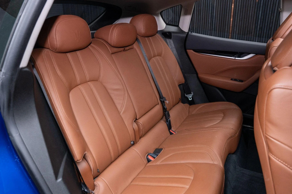 Maserati Levante Modena Black #14