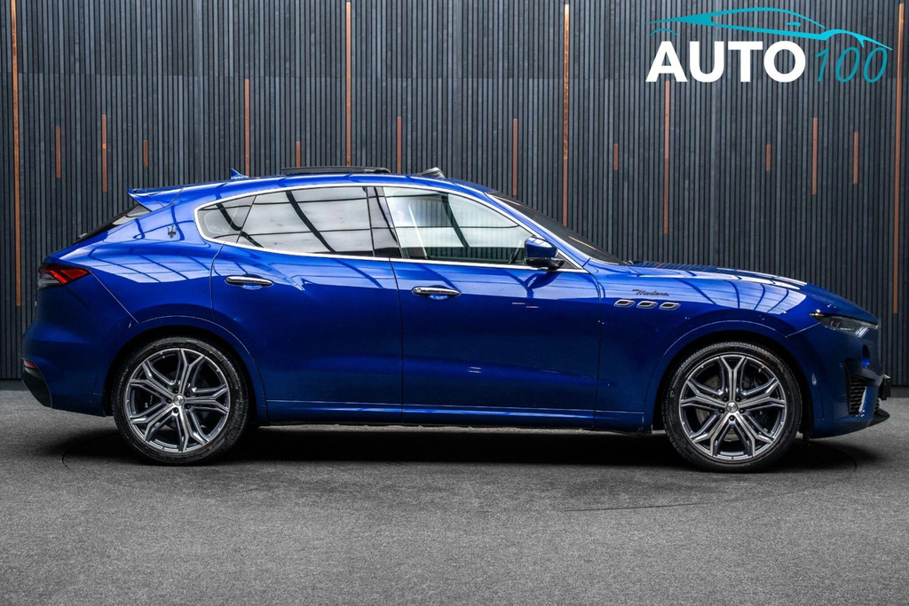 Maserati Levante Modena Black #11