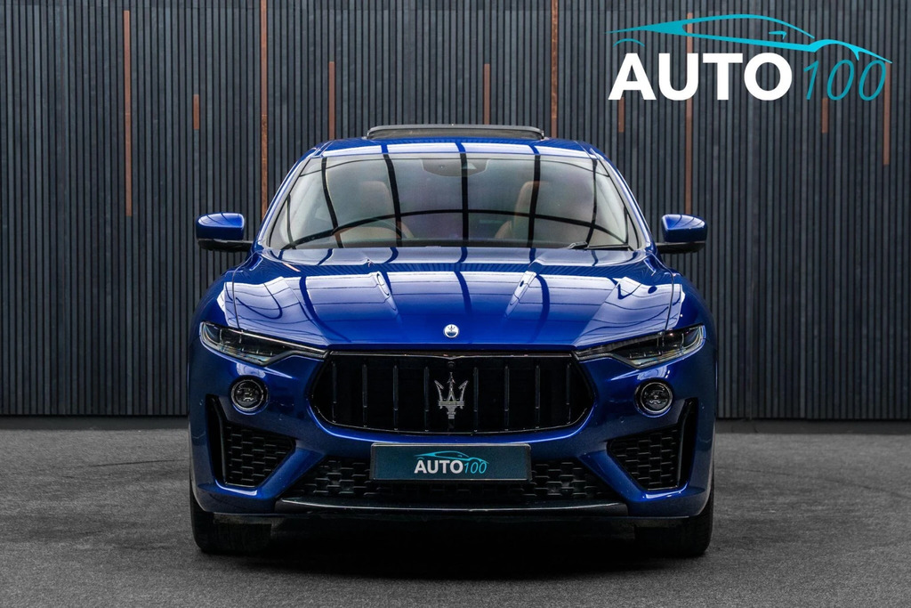 Maserati Levante Modena Black #9