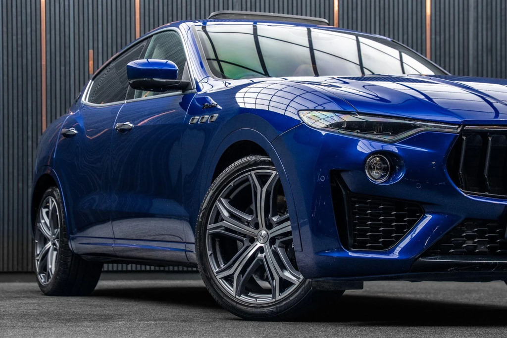 Maserati Levante Modena Black #7